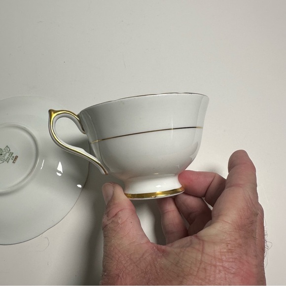 Aynsley Elegant Teacup and Saucer Set with Gold Accents - Picture 7 of 7